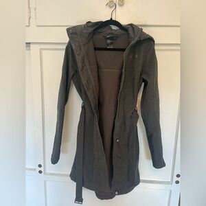 North face Women’s Rain Jacket